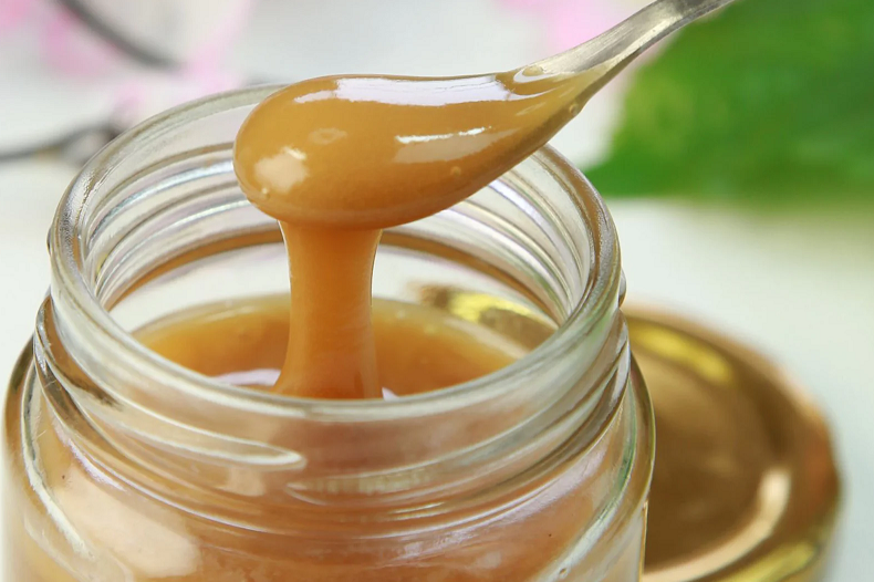 13 Amazing Health Benefits of Manuka Honey: The Golden Elixir from New Zealand