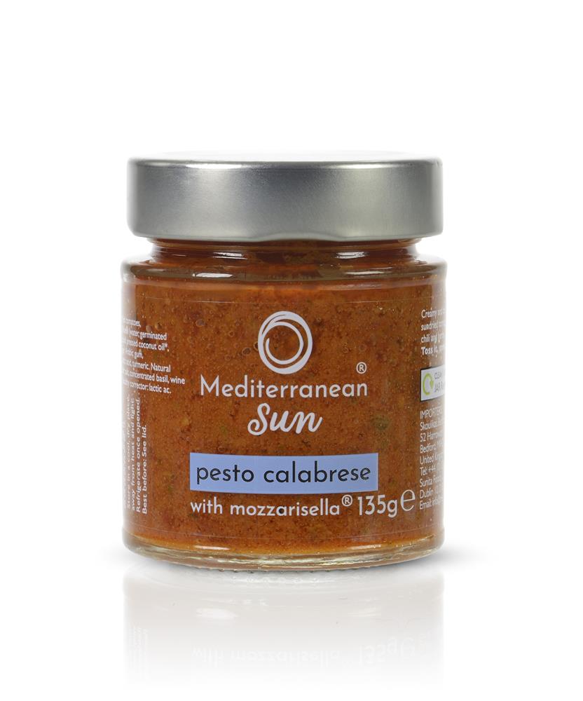 Mediterranean Sun Pesto Calabrese with Mozzarisella 135g